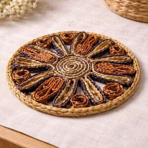 Vintage Woven Rattan Daisy Trivet Boho Cottagecore Kitchen Decor Rustic Wicker H